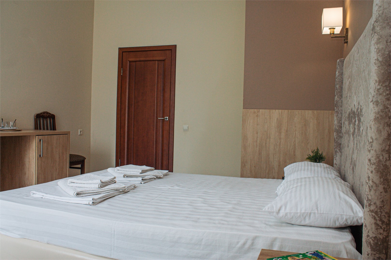 Комфорт 3м 2эт в Villa Park Victoria