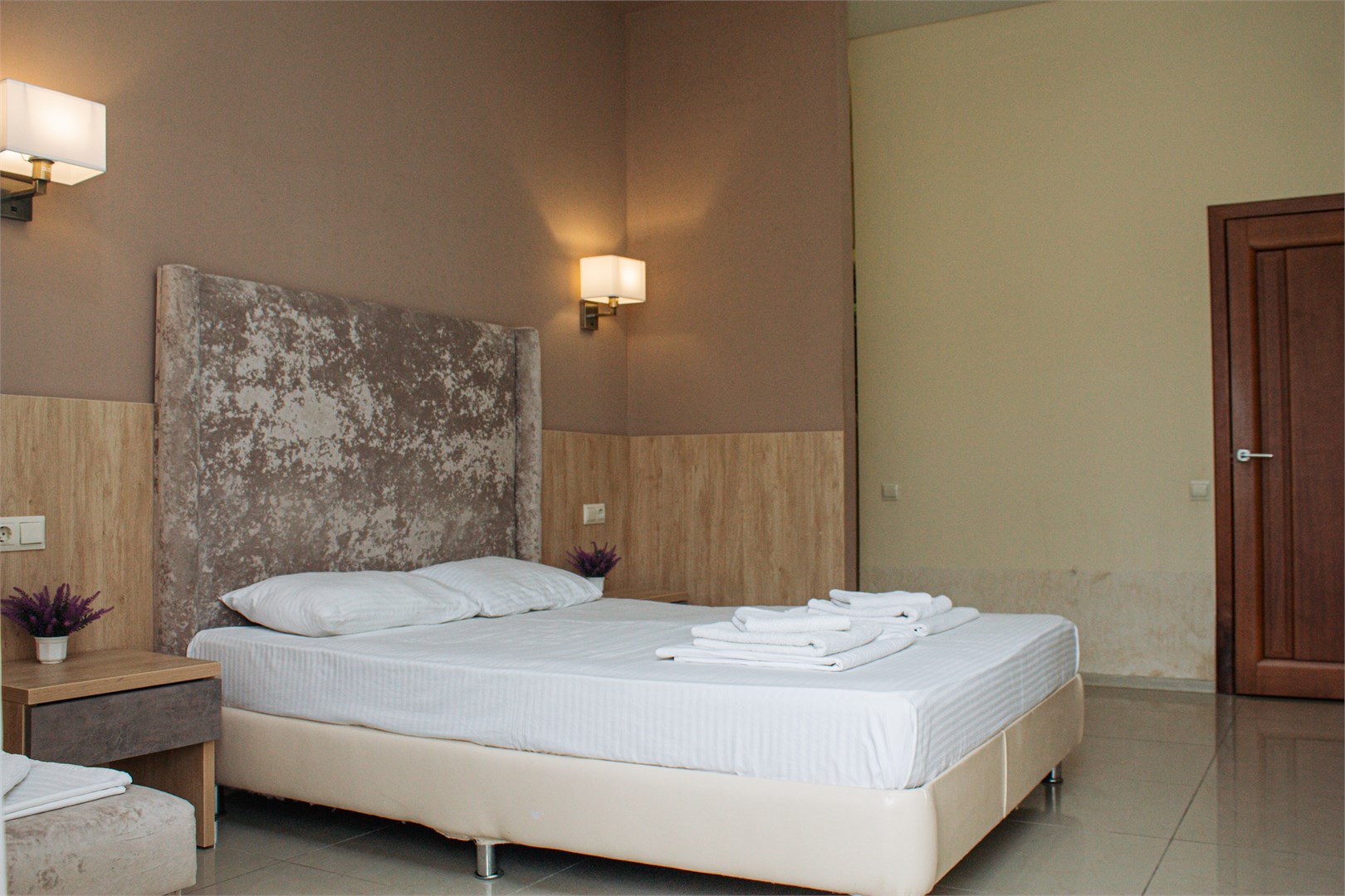 Комфорт 3м 2эт в Villa Park Victoria