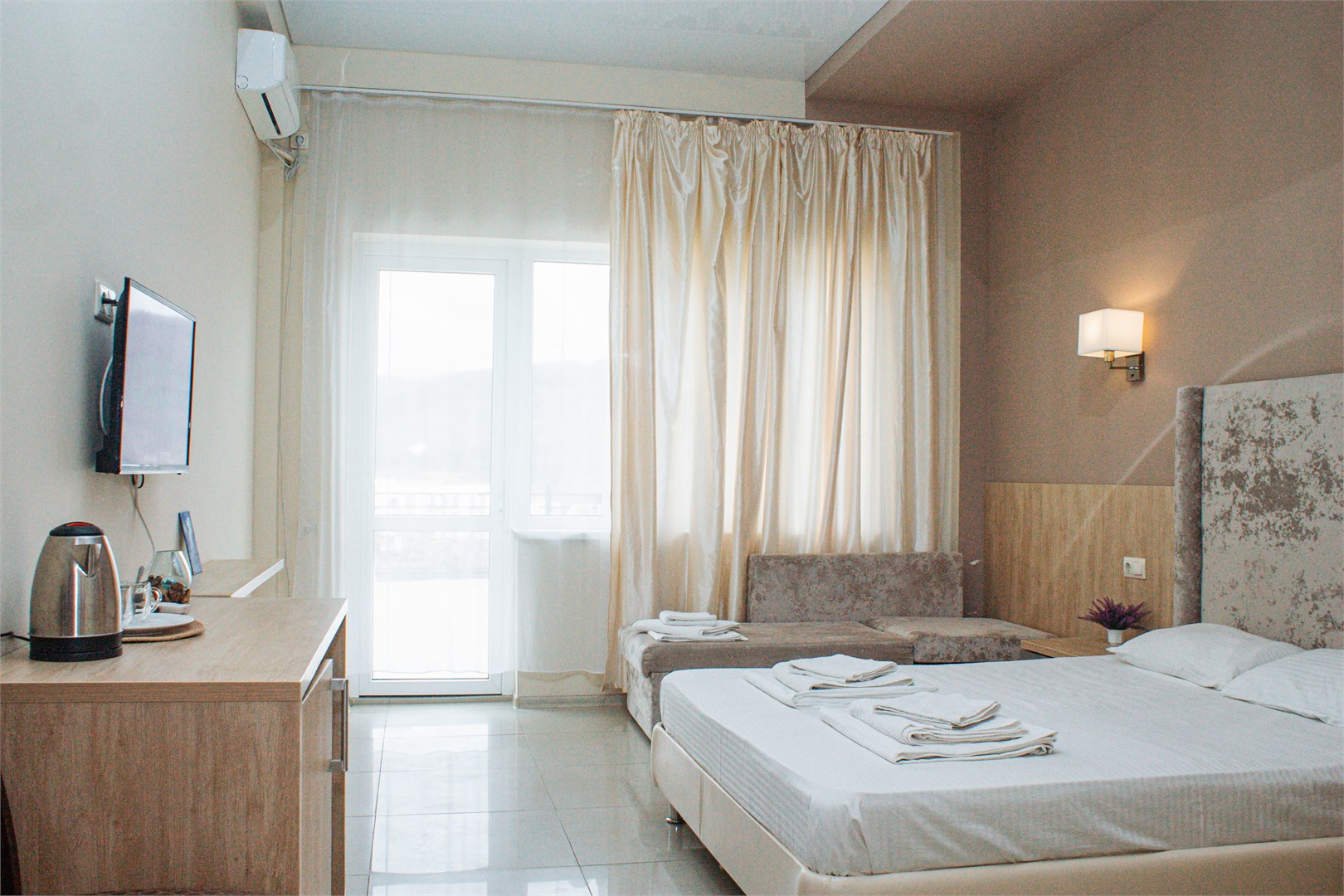 Комфорт 3м 2эт в Villa Park Victoria