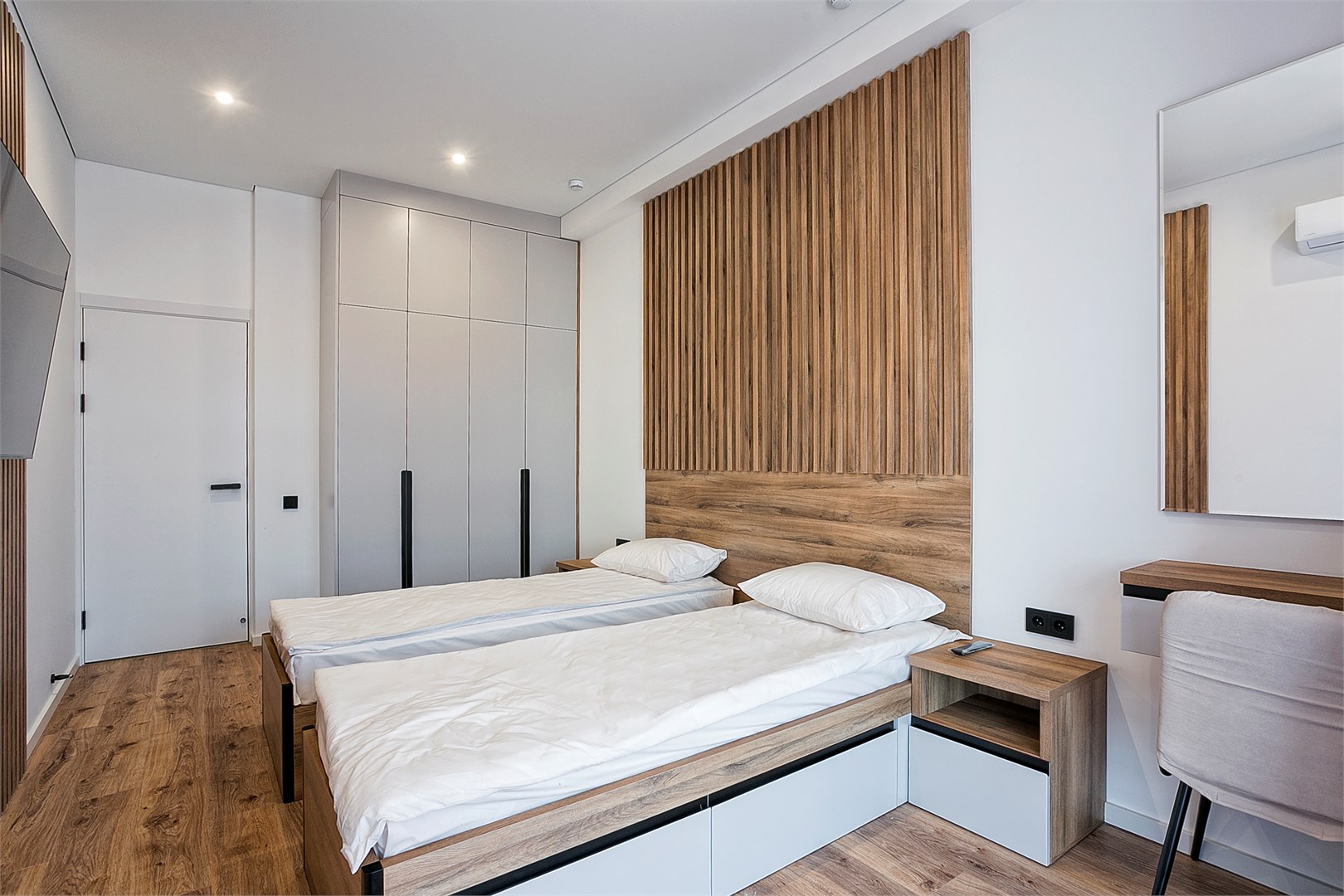 Однокомнатные апартаменты в ЖК More.Yalta  E16
