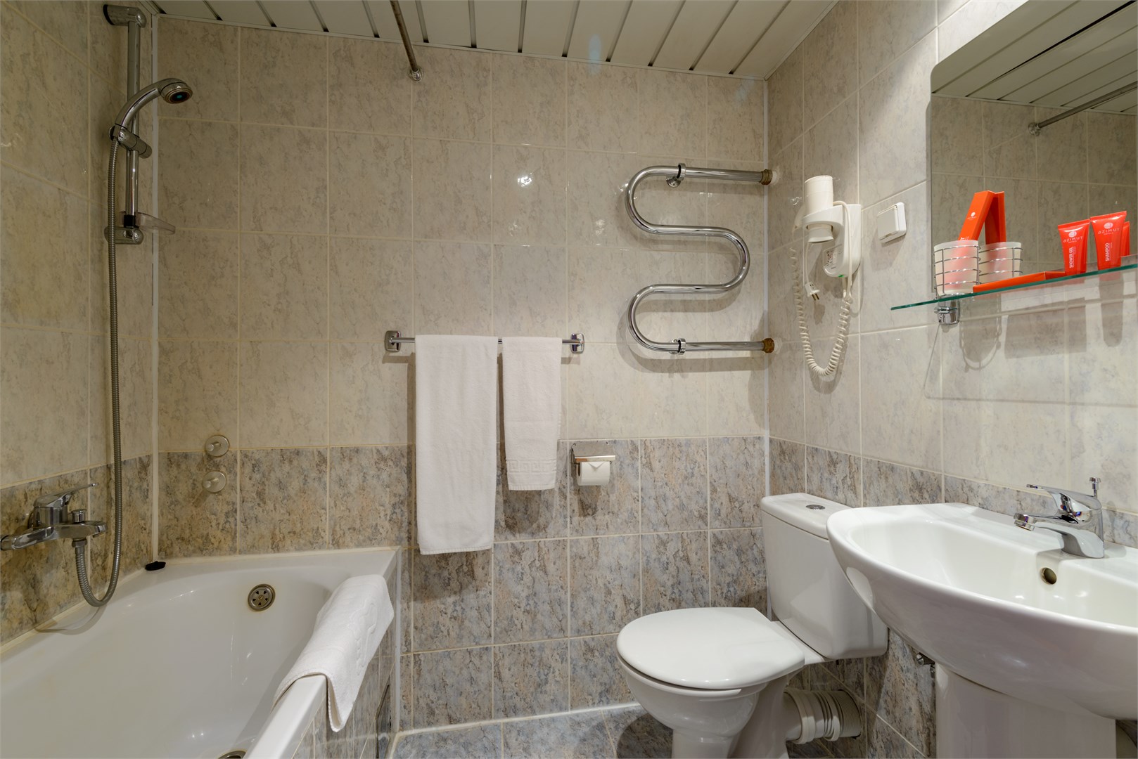 Стандарт в AZIMUT Отель Мирный