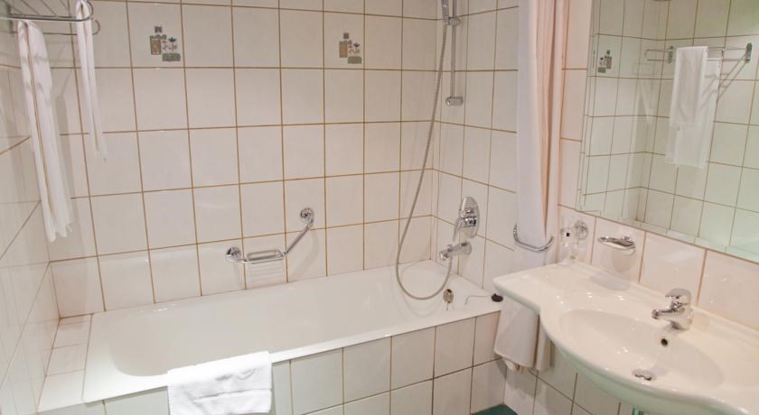 Полулюкс в Azimut