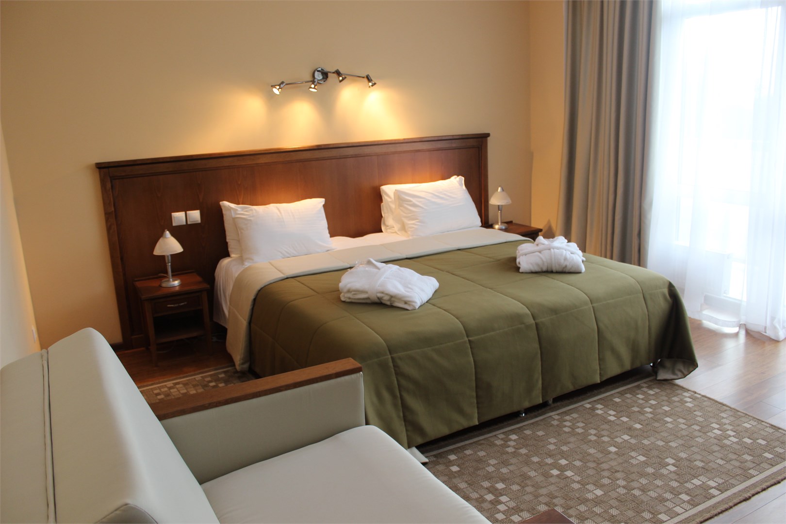 Джуниор Сюит 2-местный  корп. 1 в Azimut Здоровье Янтарь