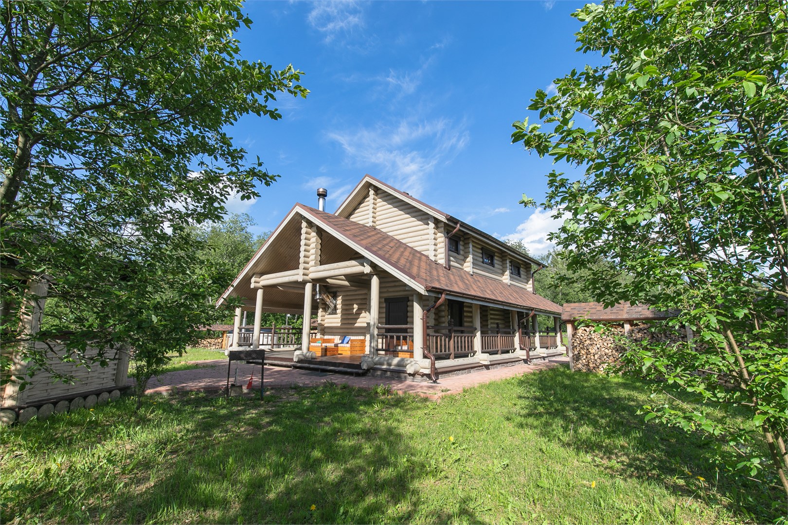 Фотография "Дом бобра" (двухэтажный коттедж с двумя спальнями и русской баней)