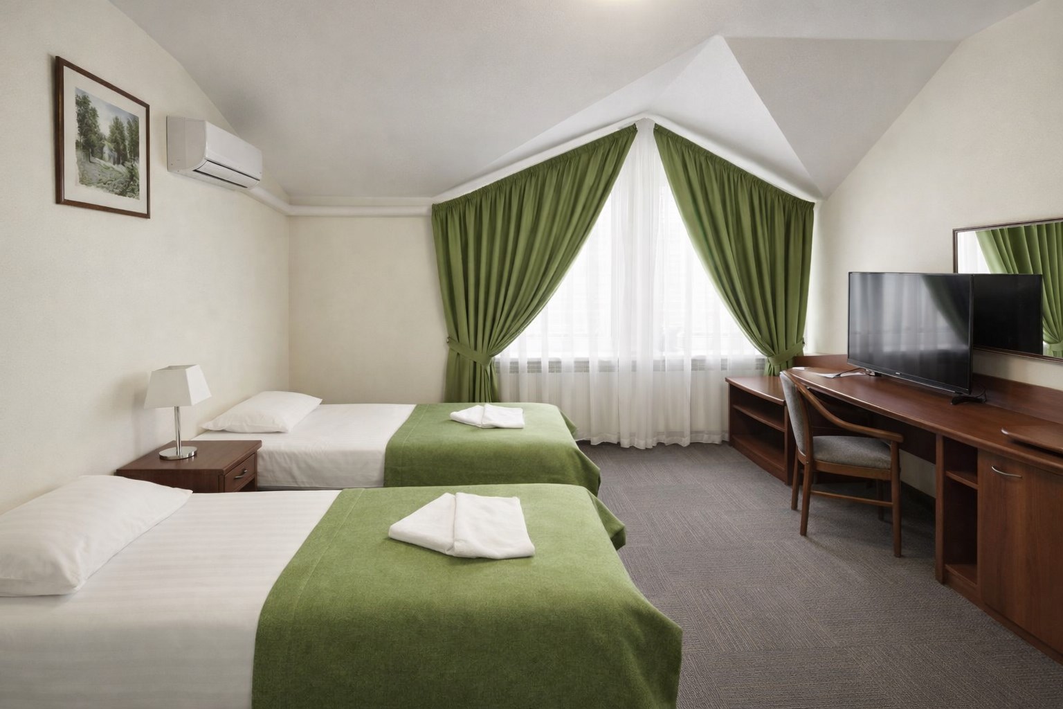 Семейный 2-комнатный номер с двуспальной или раздельными кроватями в Фореста Фестиваль Парк