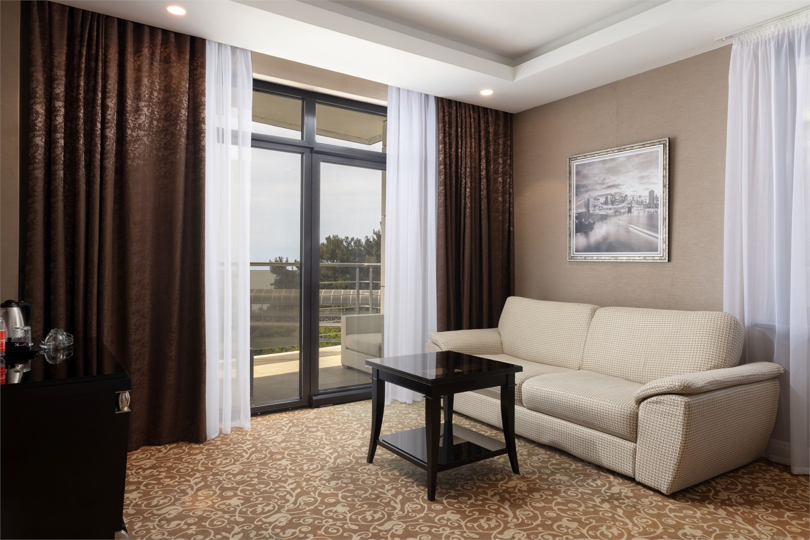 Люкс семейный 2-комнатный №801/803 (Олимп) в AZIMUT Здоровье Мыс Видный