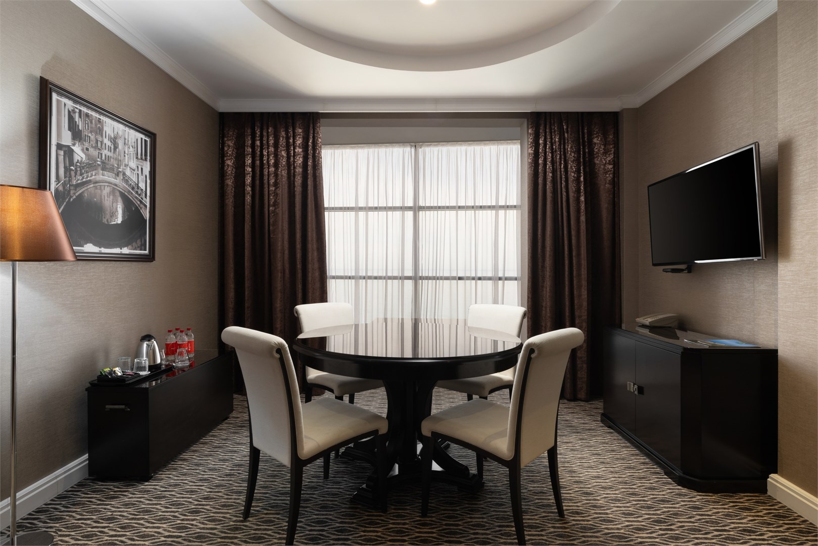 Люкс семейный 3-комнатный №901/902 (Олимп) в AZIMUT Здоровье Мыс Видный