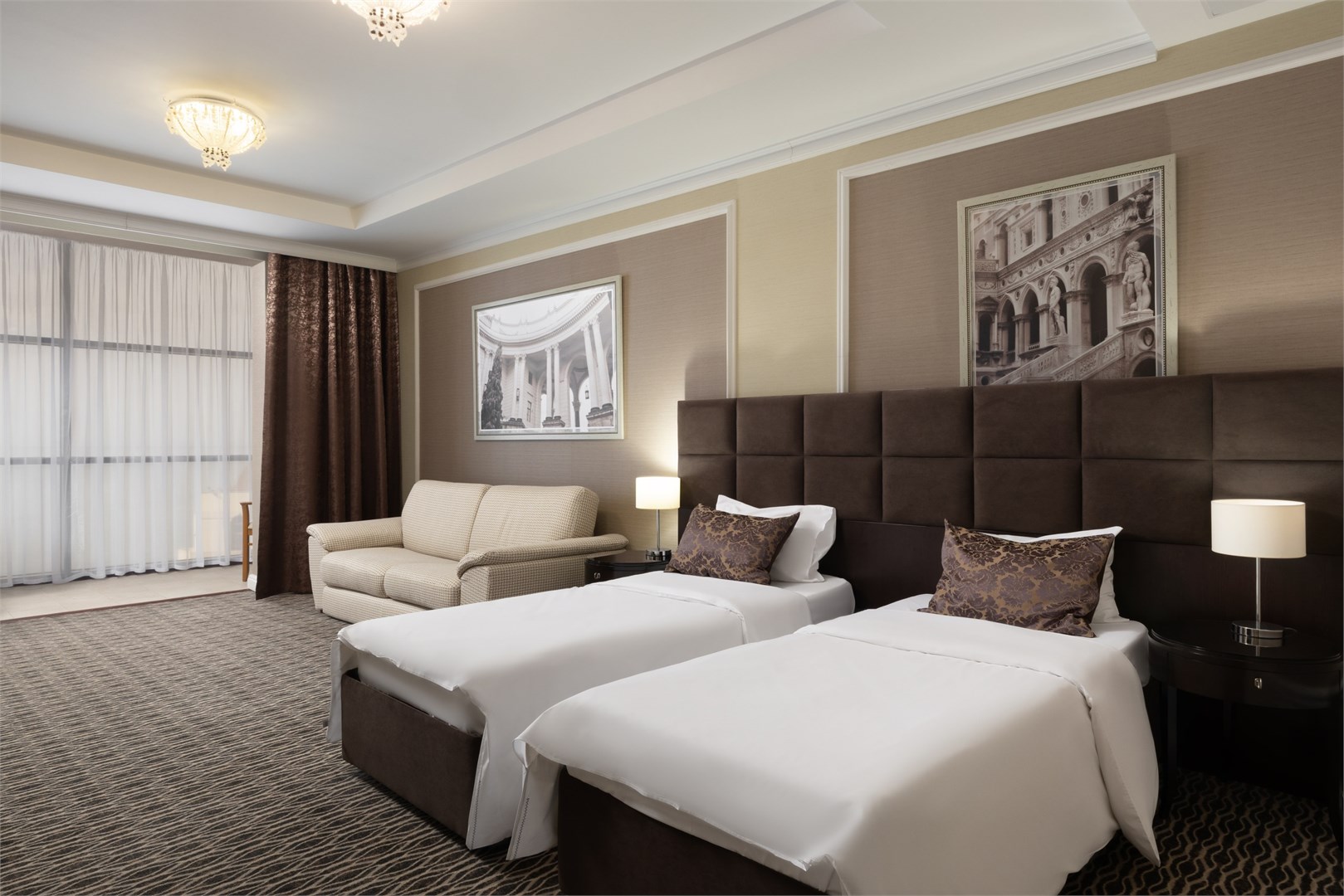 Люкс семейный 3-комнатный №901/902 (Олимп) в AZIMUT Здоровье Мыс Видный