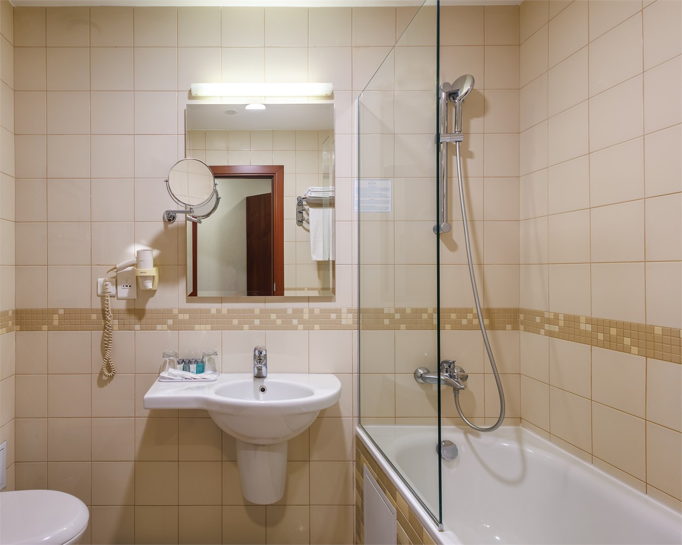 Джуниор Сюит Панорамный TWIN в Гранд отель Казань