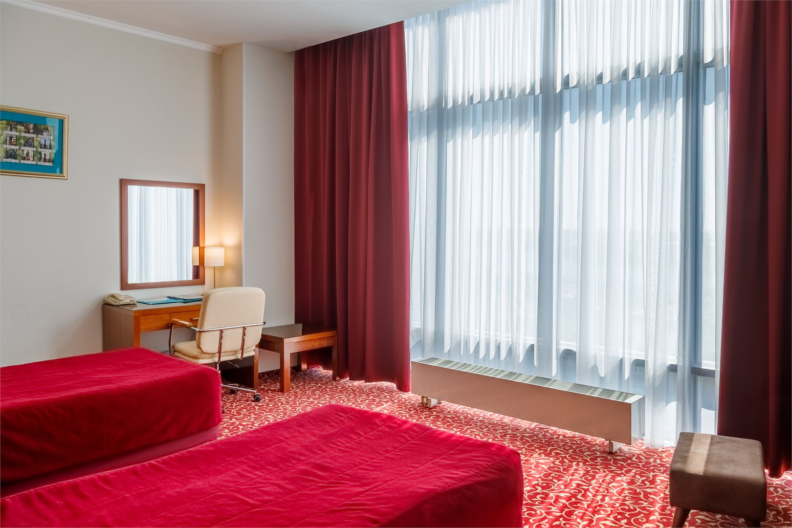 Джуниор Сюит Панорамный TWIN в Гранд отель Казань