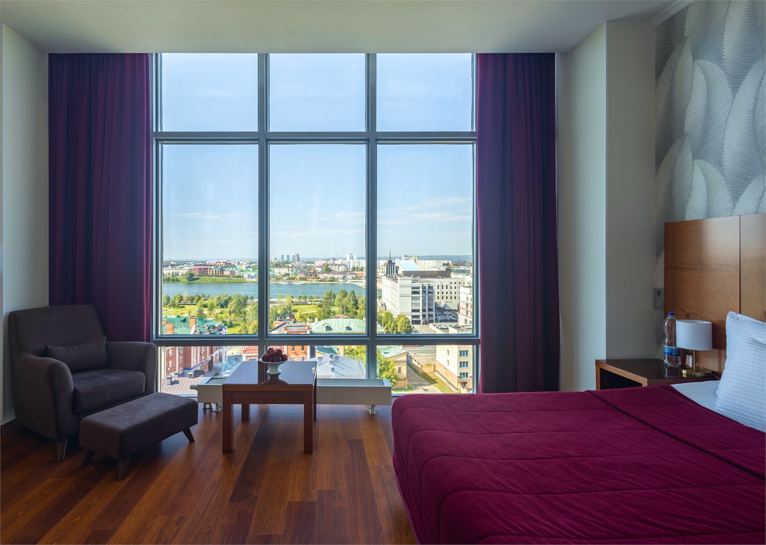 Джуниор Сюит панорамный KING в Гранд отель Казань