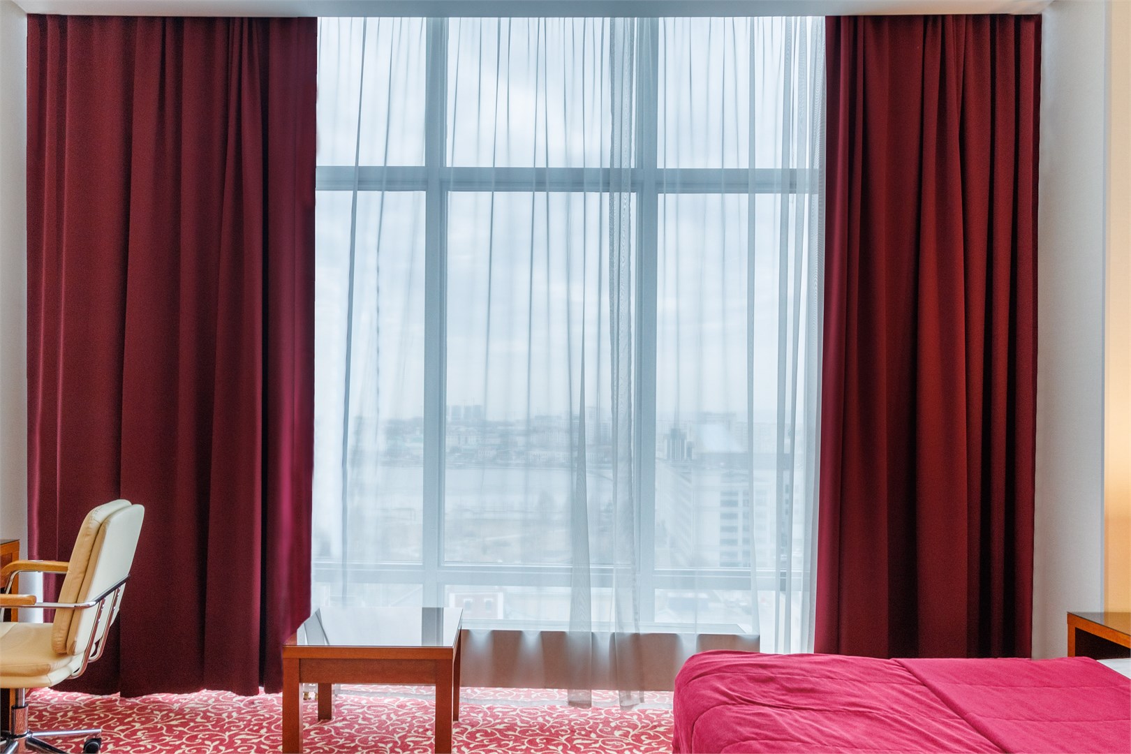 Джуниор Сюит панорамный KING в Гранд отель Казань