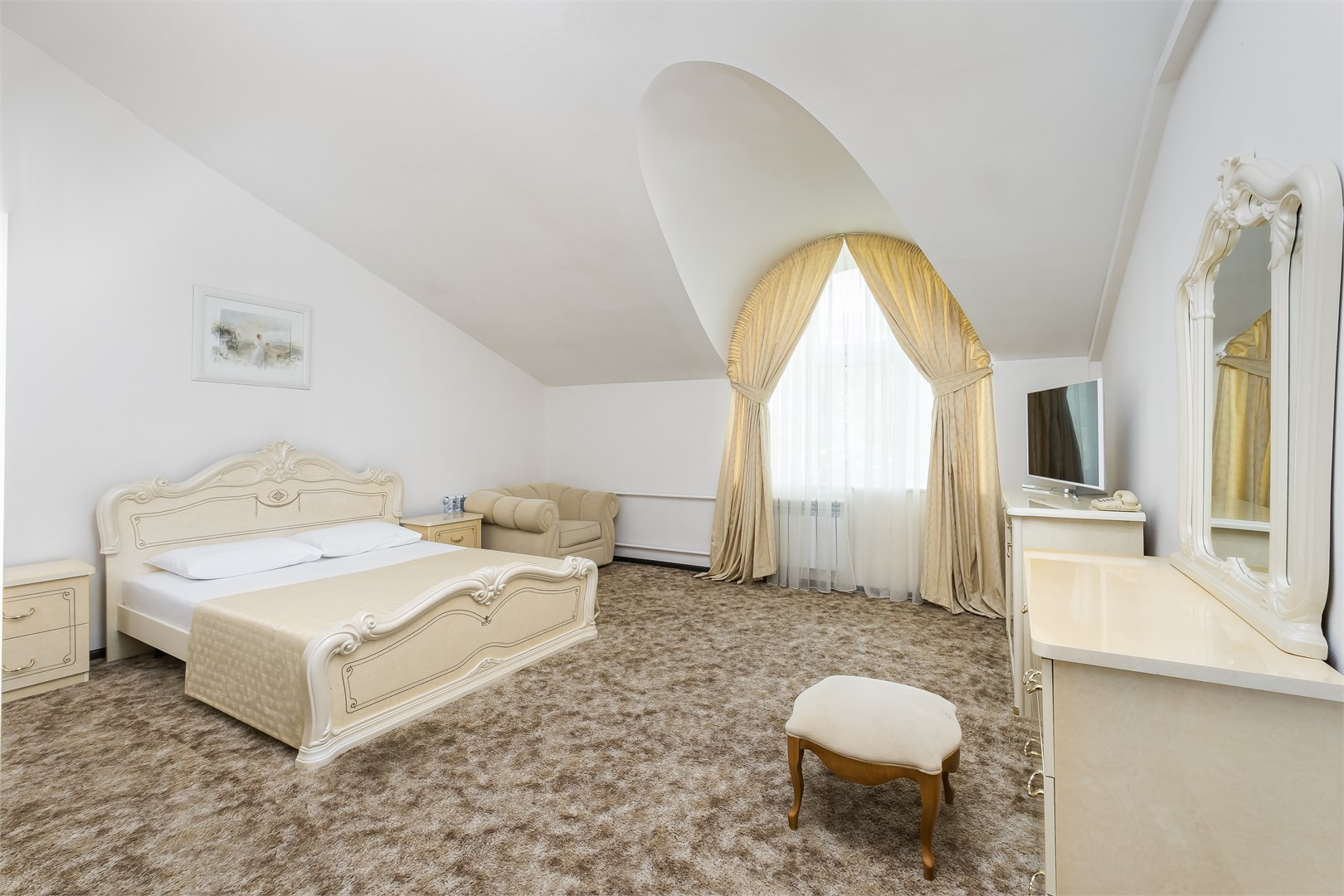 Люкс 2-комнатный в РЖДЗ Санаторий Буран