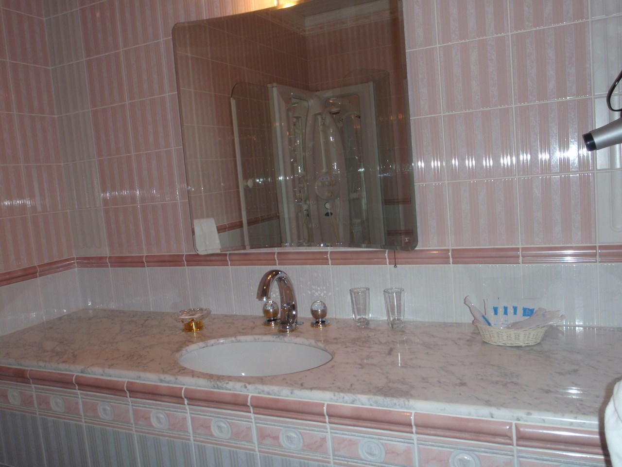 Апартаменты семейные 4-комнатные в РЖДЗ Санаторий Буран