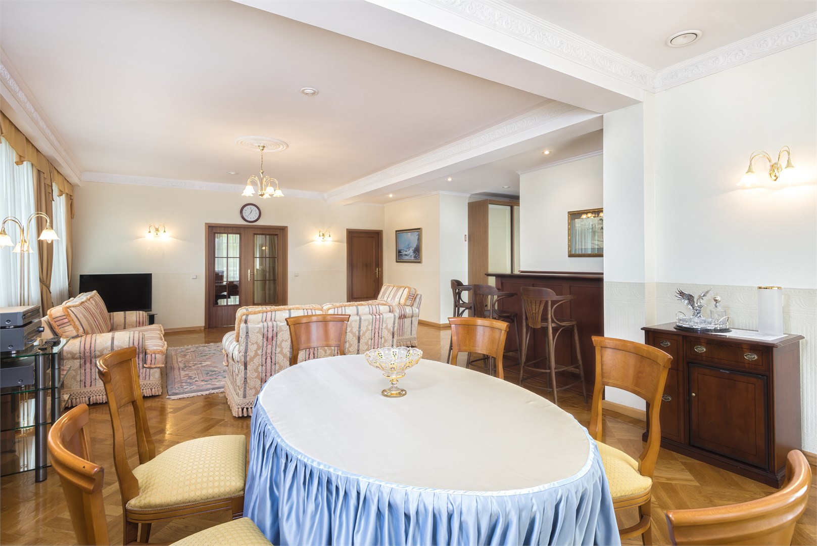 Апартаменты семейные 4-комнатные в РЖДЗ Санаторий Буран