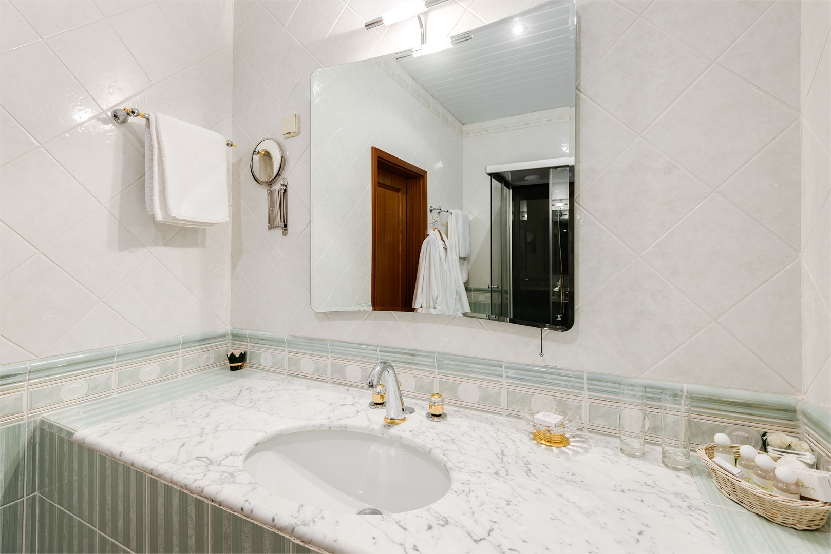 Апартаменты семейные 4-комнатные в РЖДЗ Санаторий Буран