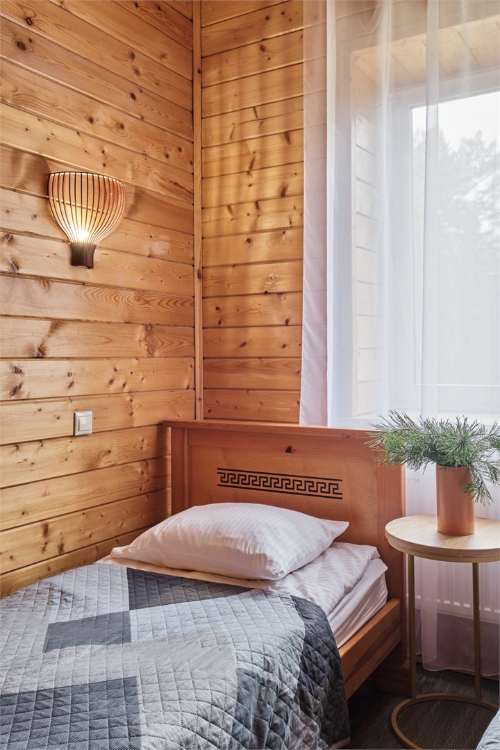 Эконом с двумя кроватями в Никола-ленивец