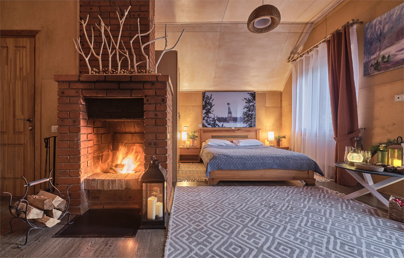 Делюкс с камином в Никола-ленивец