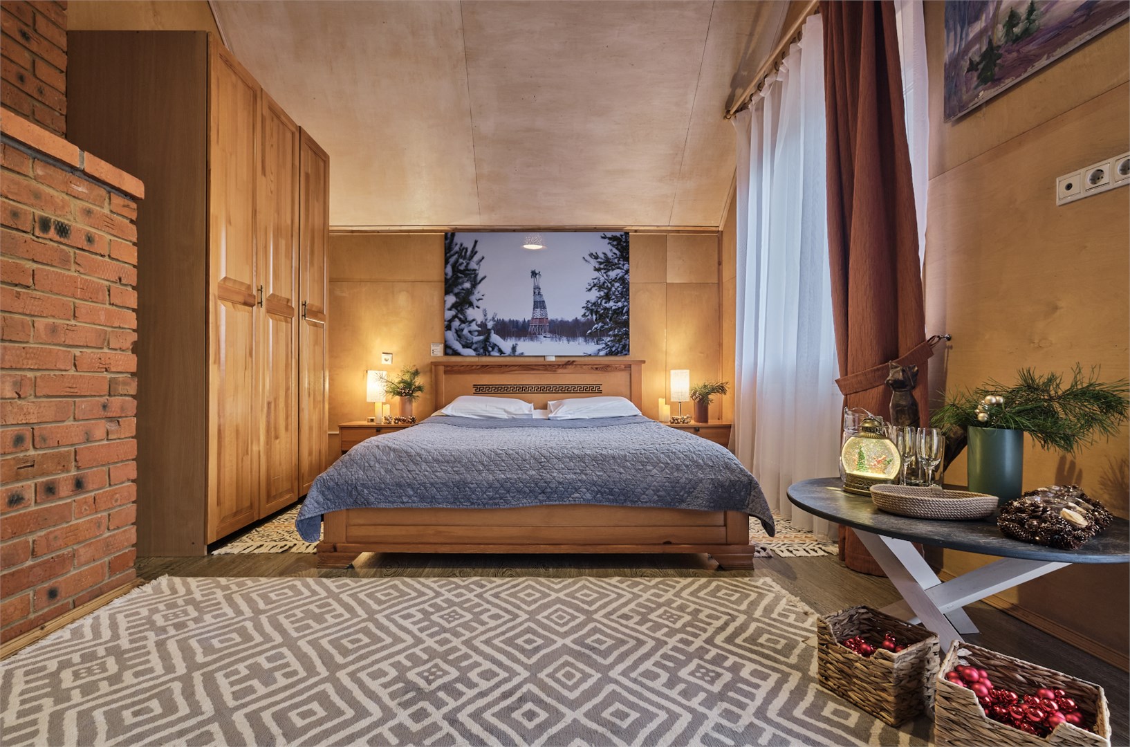 Делюкс с камином в Никола-ленивец