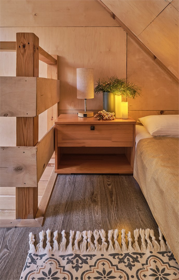 Семейный двухэтажный номер в Никола-ленивец