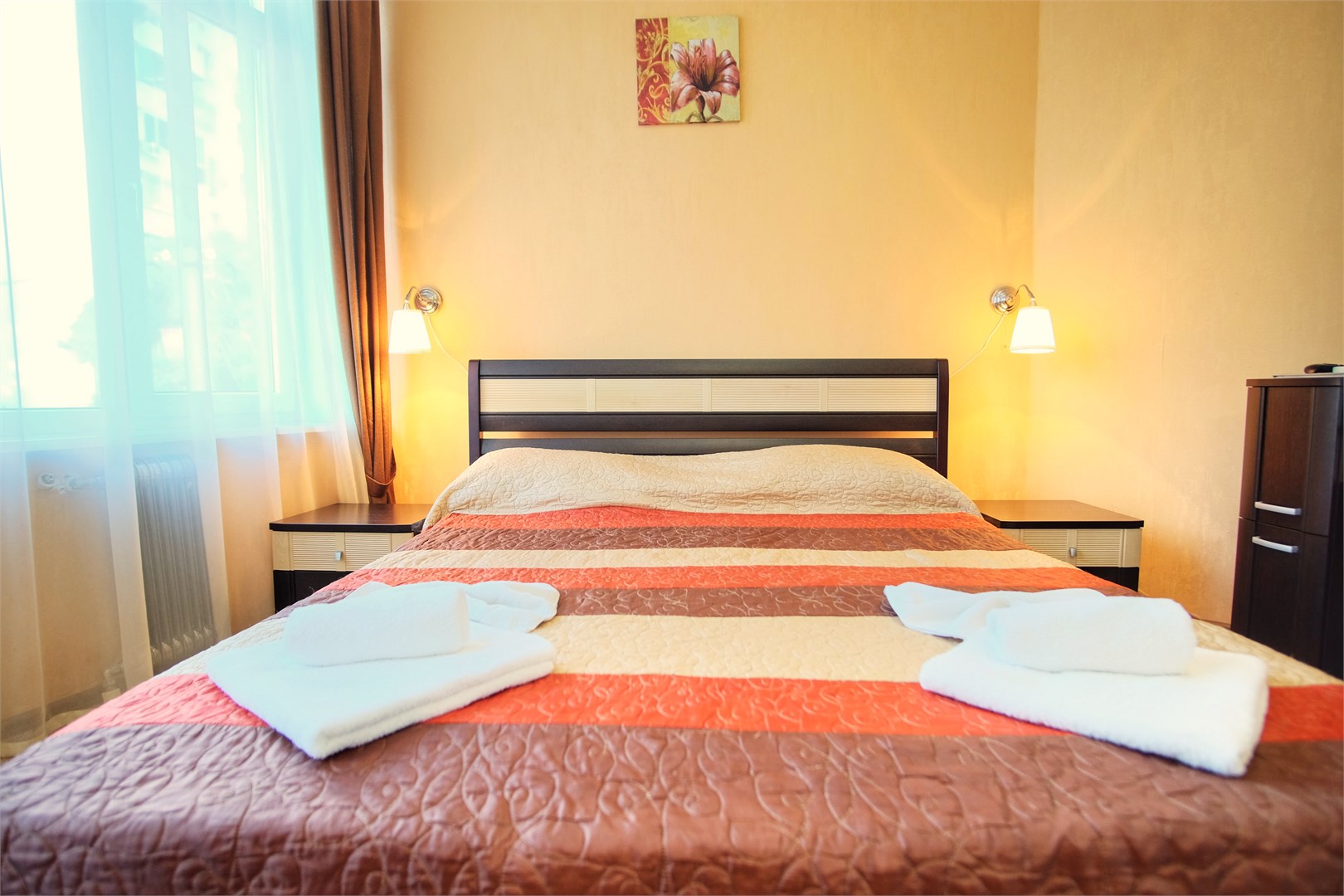 «Студия» в Континент