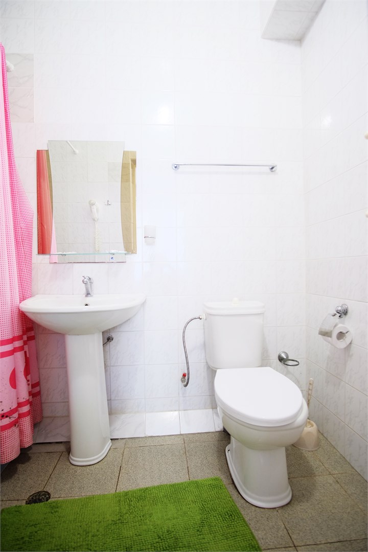 «Люкс» в Континент