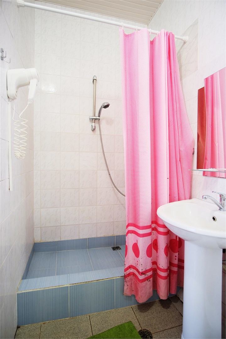 «Люкс» в Континент