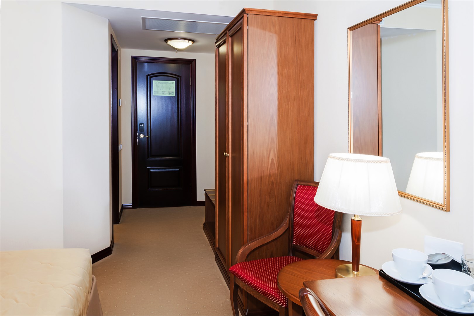 Стандарт с одной двуспальной кроватью в Azimut Отель Тамбов