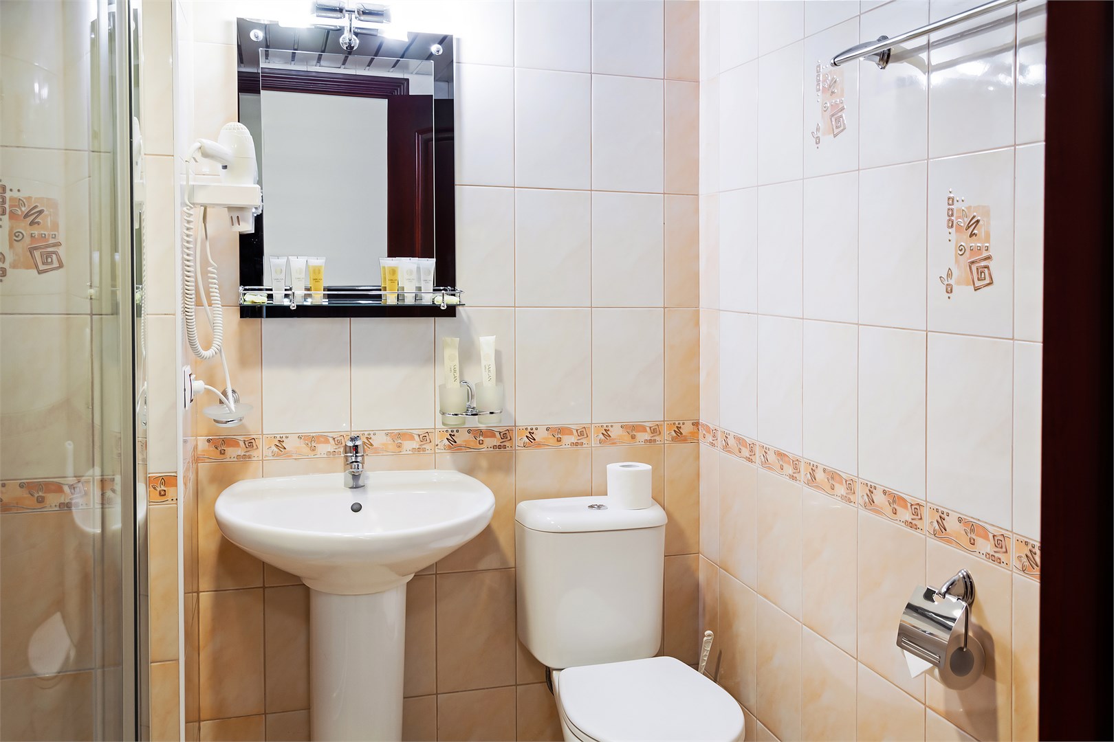 Стандарт с двумя раздельными кроватями в Azimut Отель Тамбов