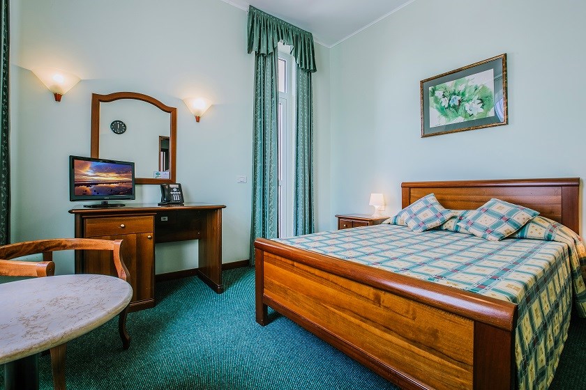 Комфорт 1-местный (3 корпус) в Azimut Здоровье Зеленый Гай