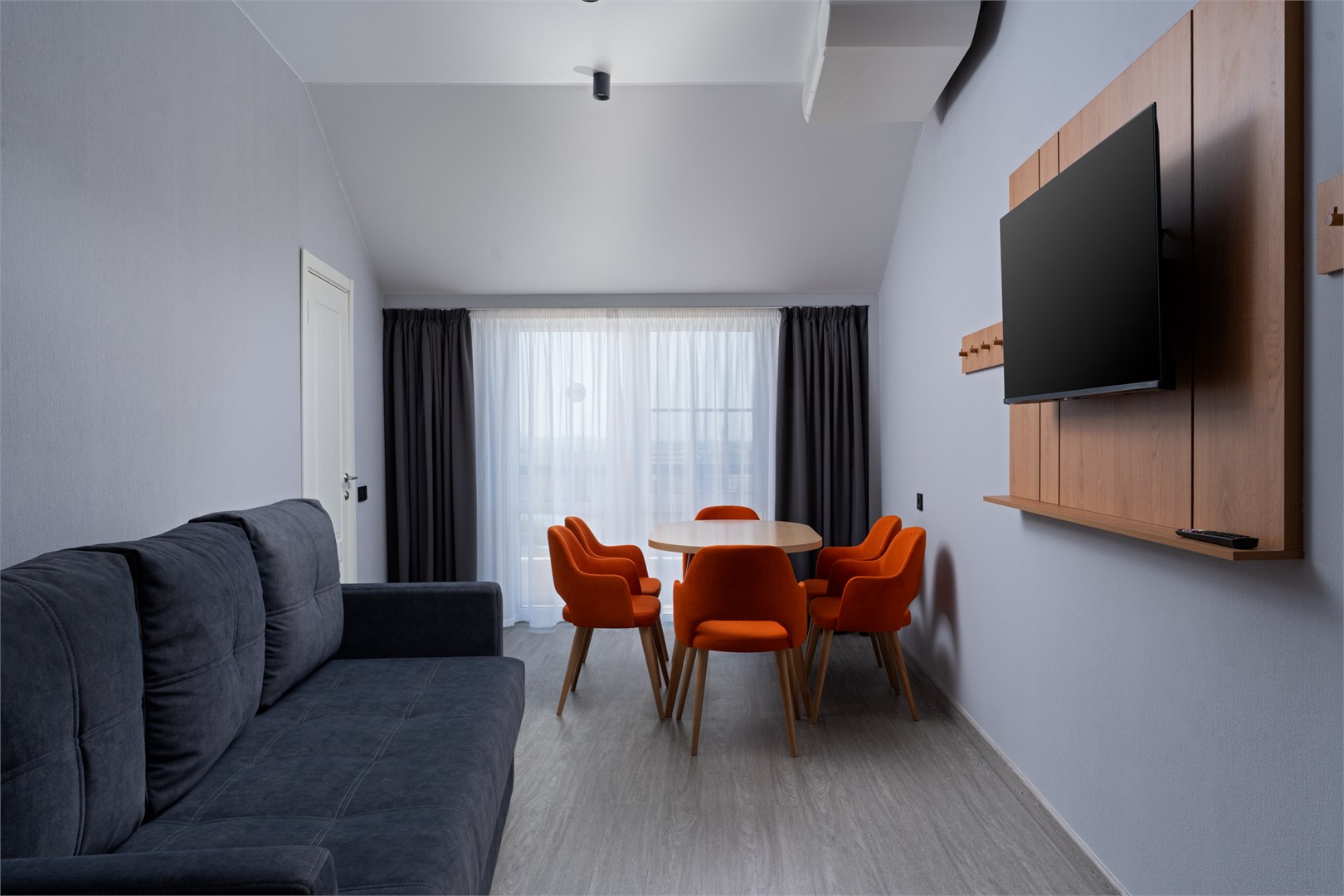 Стандарт семейный 2-комнатный в Azimut Здоровье Аквамарин