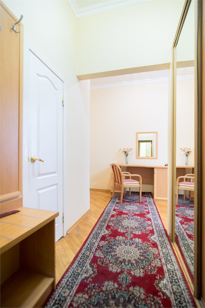 Стандарт DBL/TWIN 2-местный без балкона в Azimut Здоровье Долина Нарзанов Кисловодск