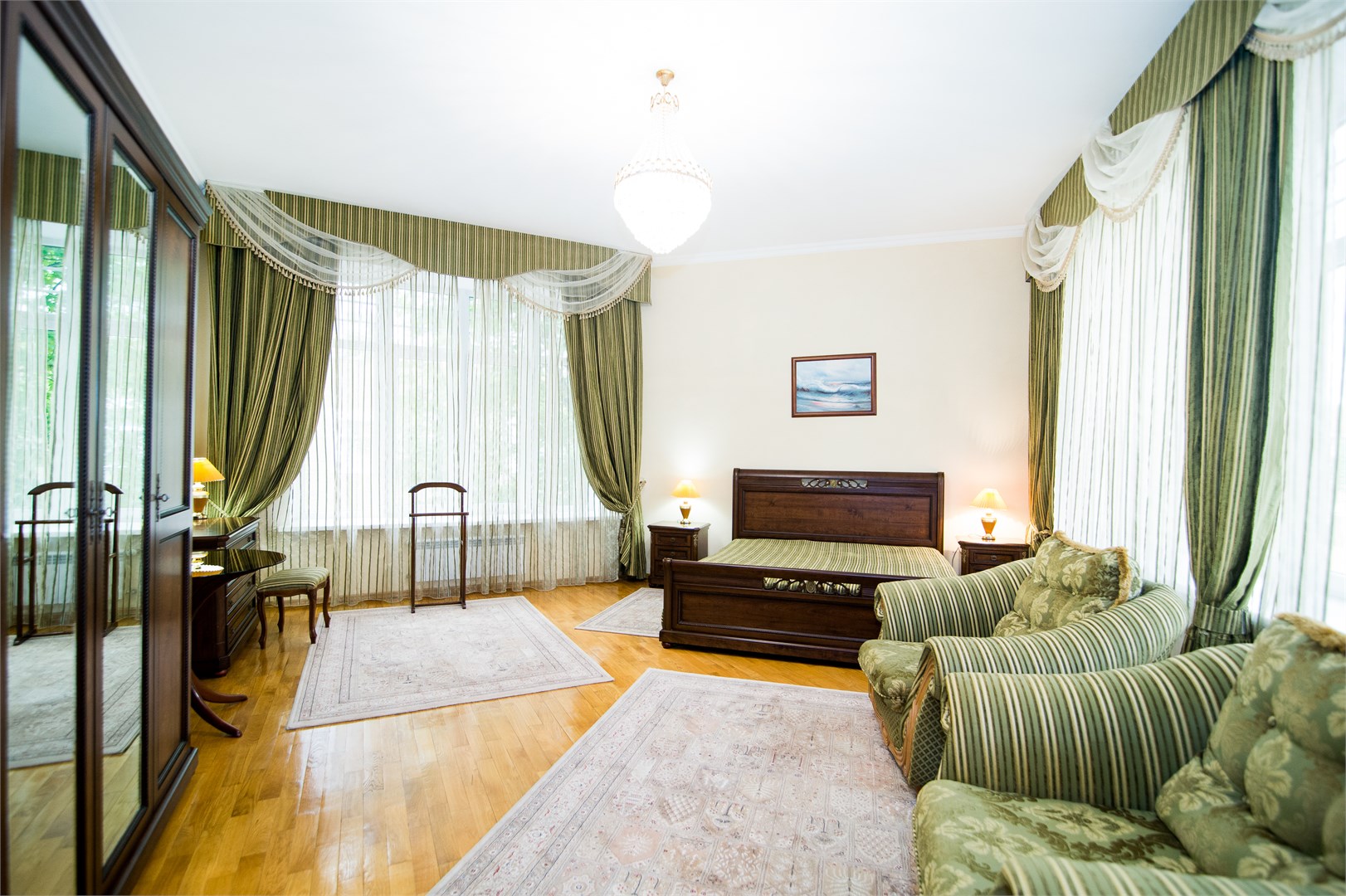 Люкс семейный 2-комнатный в Azimut Здоровье Долина Нарзанов Кисловодск