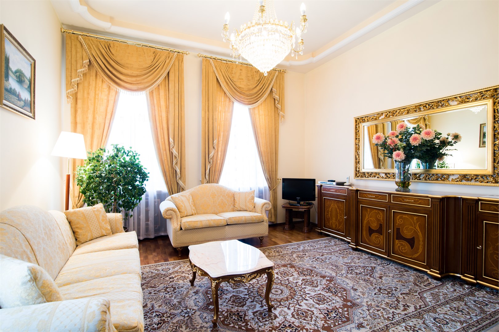 Люкс семейный 2-комнатный в Azimut Здоровье Долина Нарзанов Кисловодск