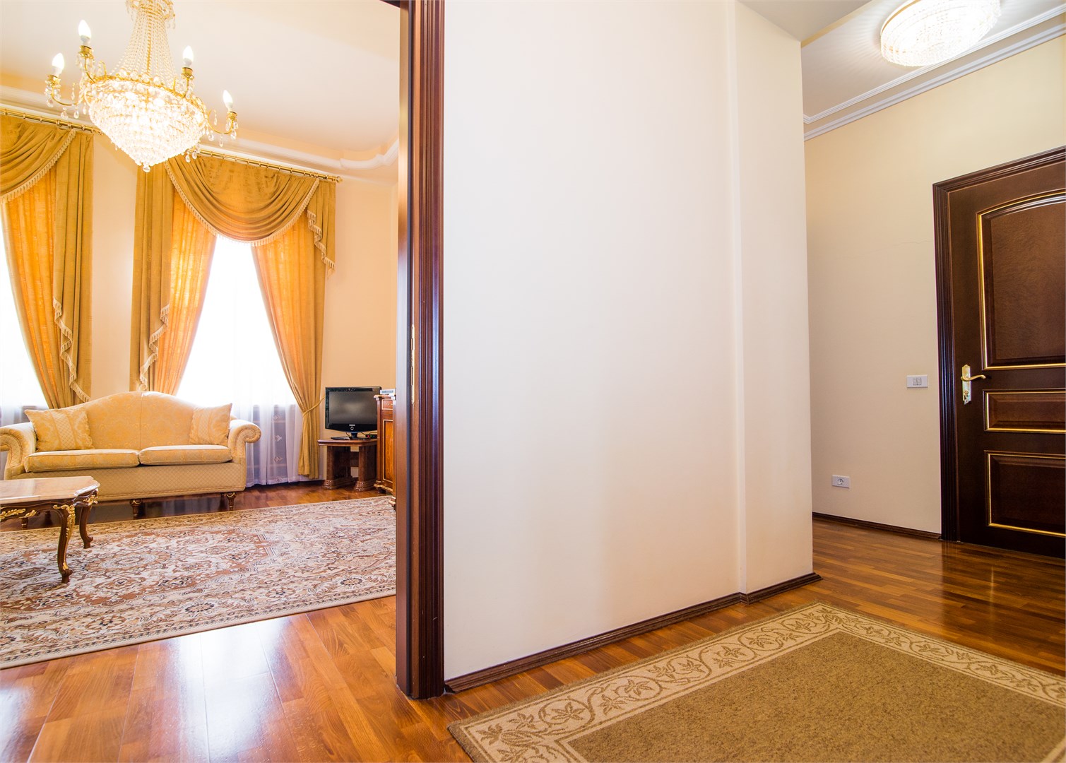 Люкс семейный 2-комнатный в Azimut Здоровье Долина Нарзанов Кисловодск