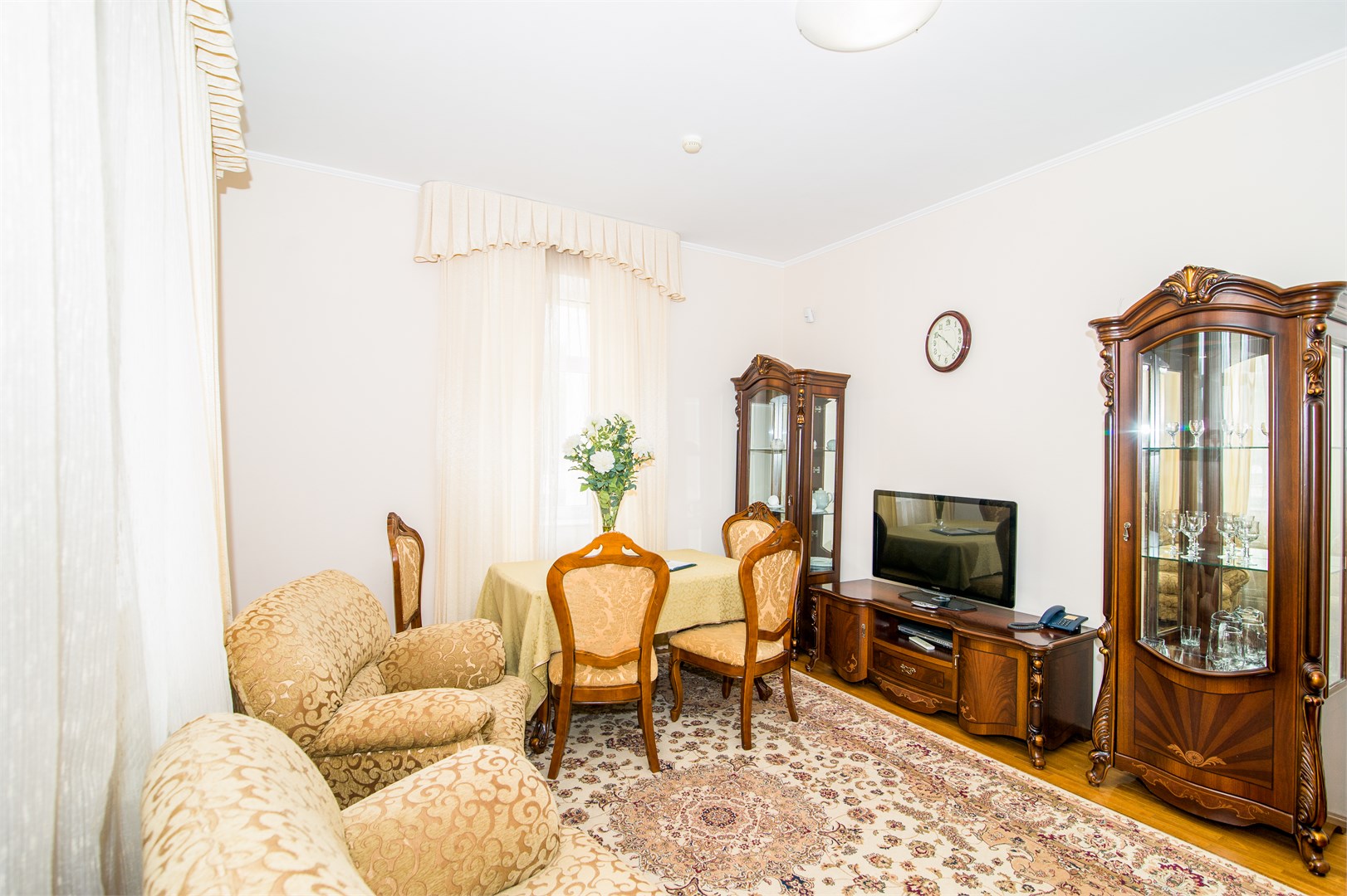 Полулюкс семейный 2-комнатный в Azimut Здоровье Долина Нарзанов Кисловодск