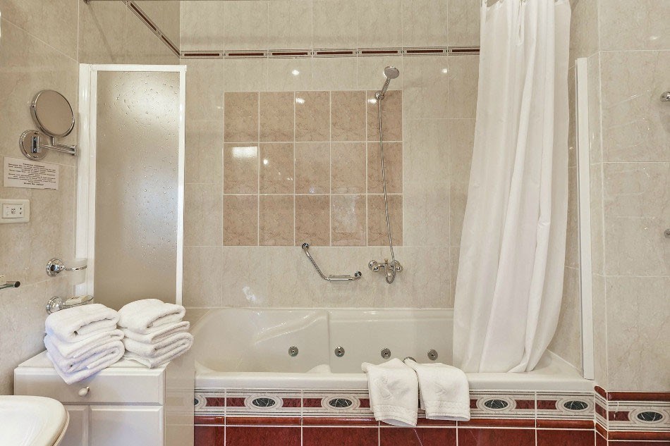 Апартамент двухкомнатный двухместный DBL № 1 корпус 5 в Azimut Здоровье Долина Нарзанов Кисловодск