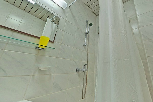 Стандарт 2-местный с двумя раздельными кроватями (корпус 4) в Azimut Здоровье Солнечный