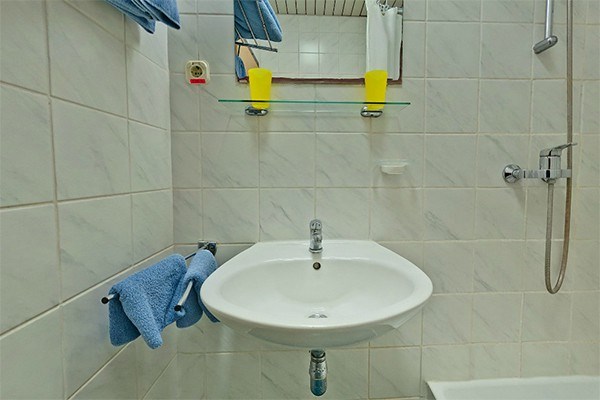 Стандарт 2-местный с двумя раздельными кроватями (корпус 4) в Azimut Здоровье Солнечный