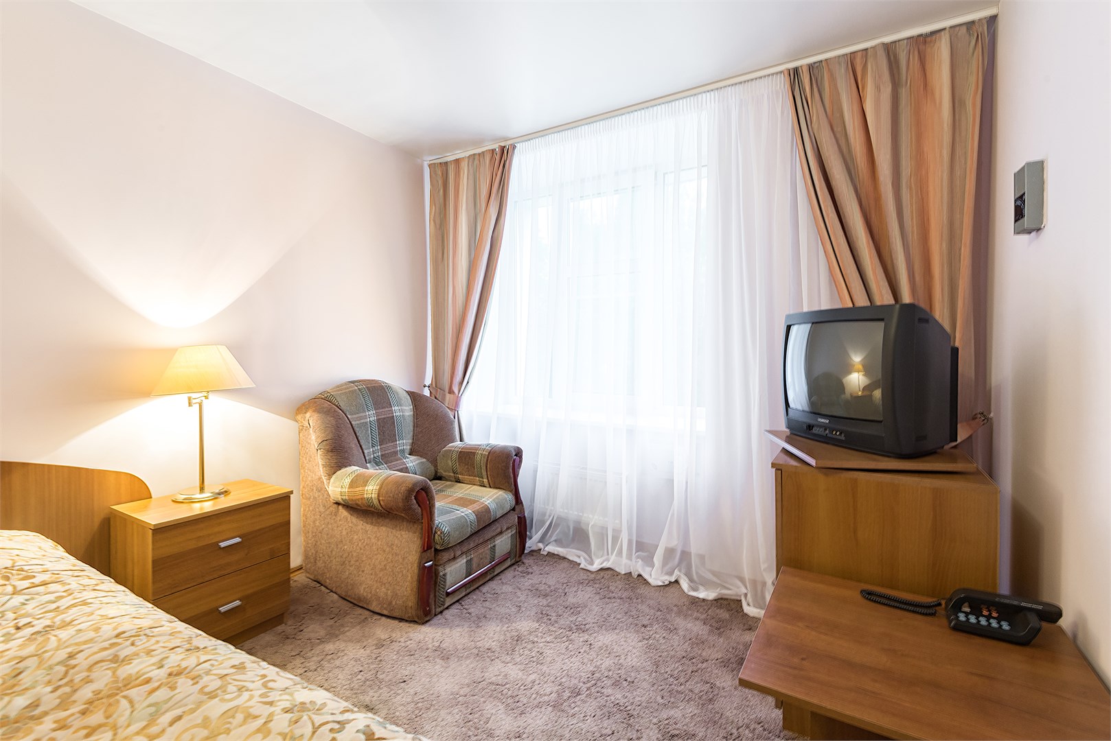 Стандарт 2-местный с раздельными кроватями в РЖДЗ Санаторий Буран