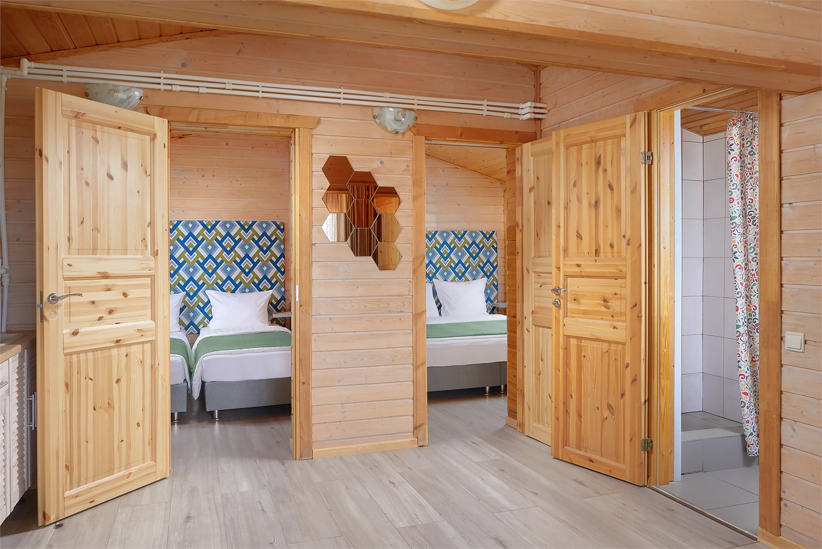 Коттедж "Кубрик" на 4 человека в Окунёвая