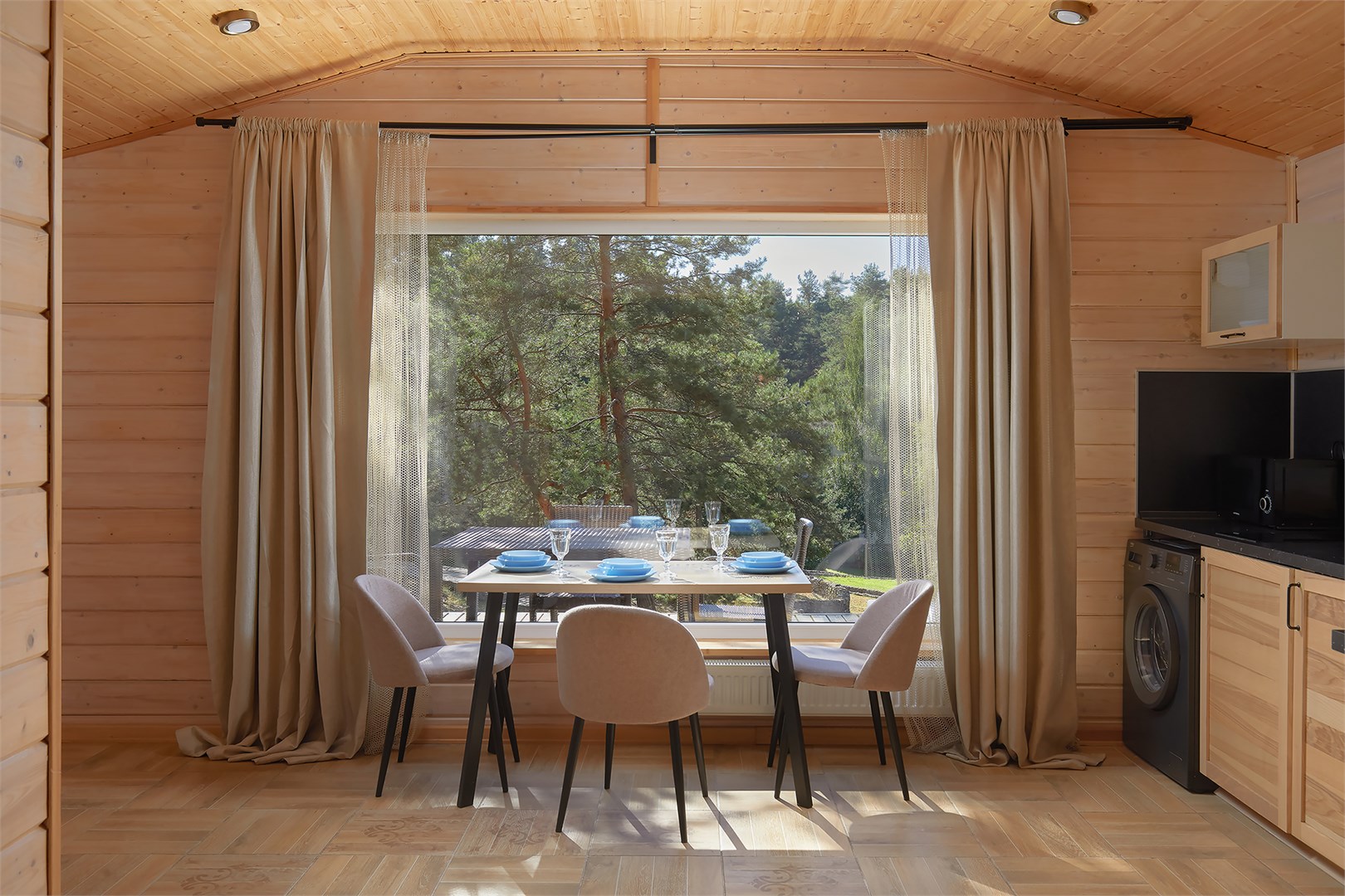 Коттедж "Вельбот" на 2 человек в Окунёвая