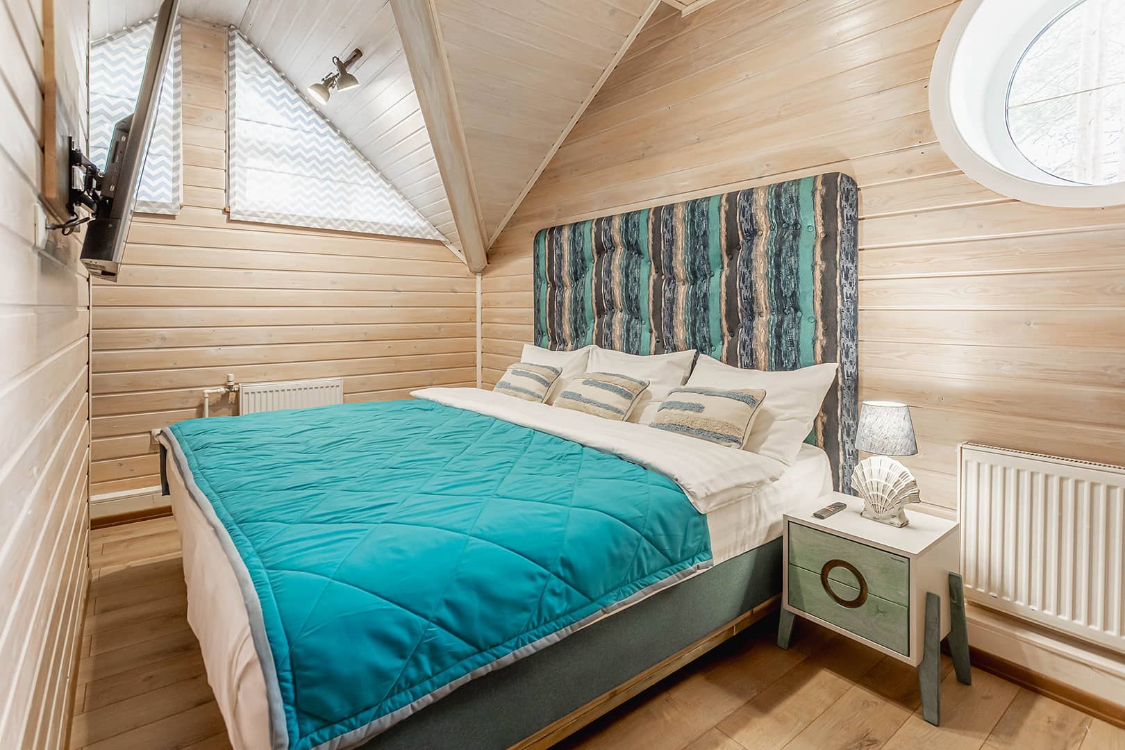 Коттедж "Дом Боцмана" на 6 человек в Окунёвая