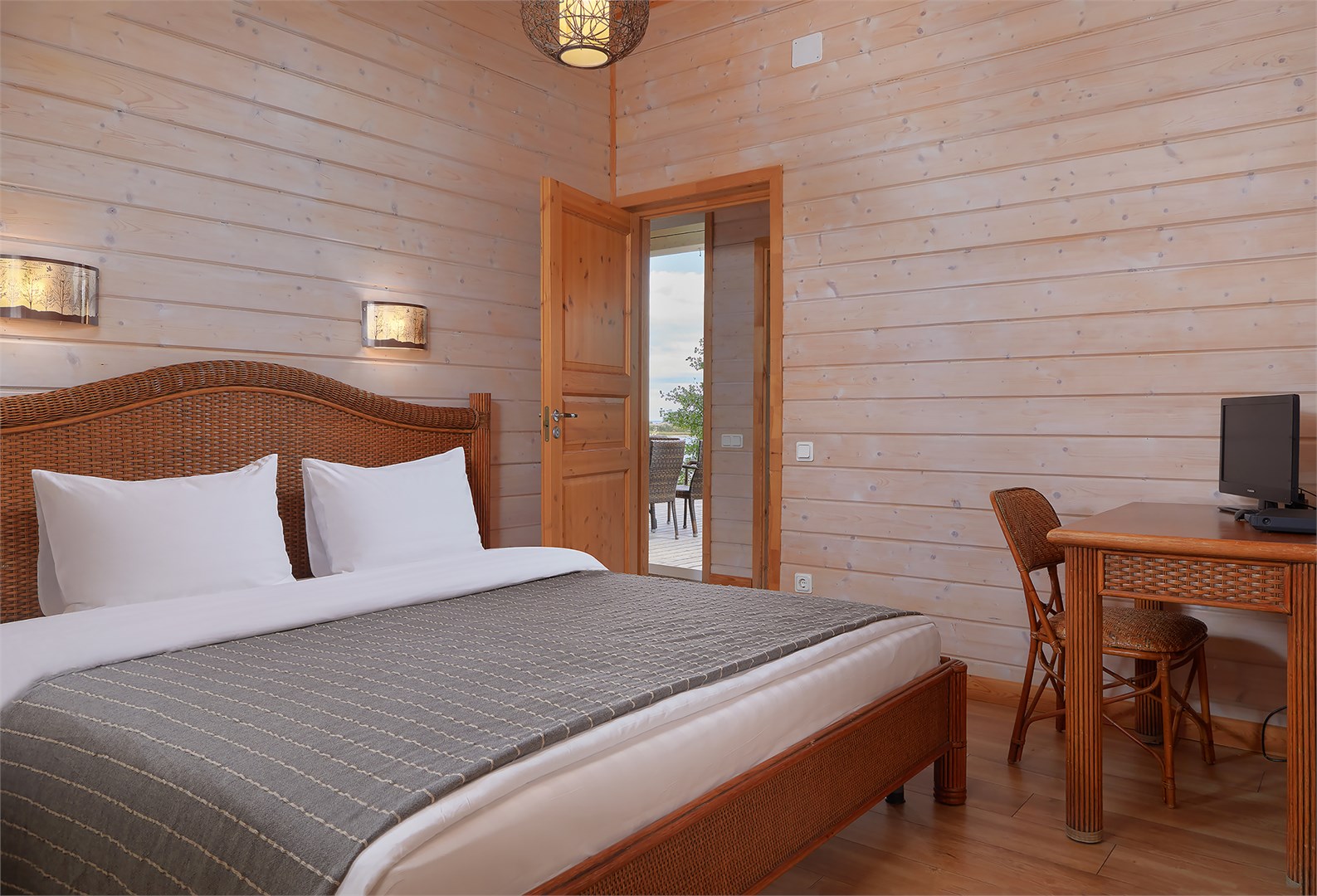 Коттедж "Адмирал" на 6 человек в Окунёвая