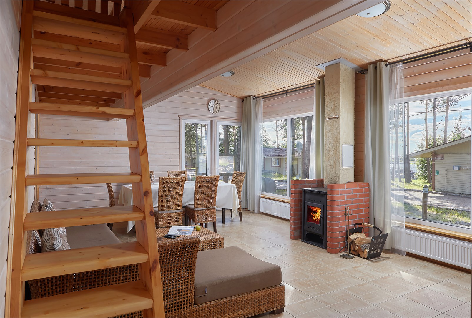 Коттедж "Вице-адмирал" на 6 человек в Окунёвая