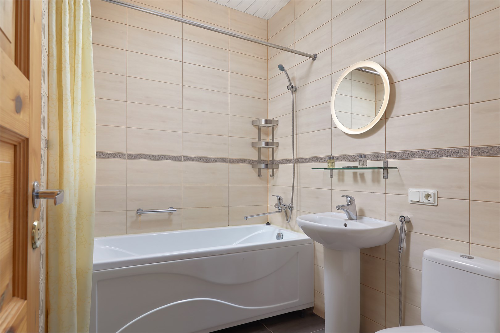 Коттедж "Вице-адмирал" на 6 человек в Окунёвая