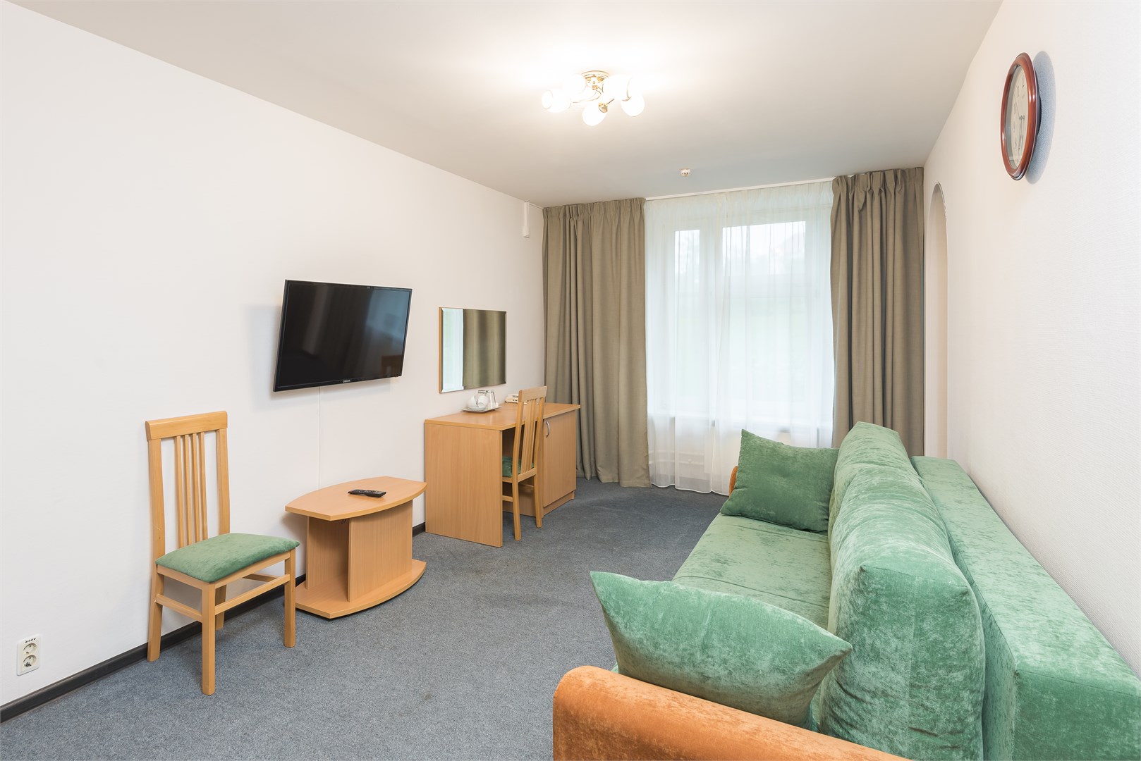 Комфорт 2-комнатный с большой кроватью в РЖДЗ Санаторий Буран