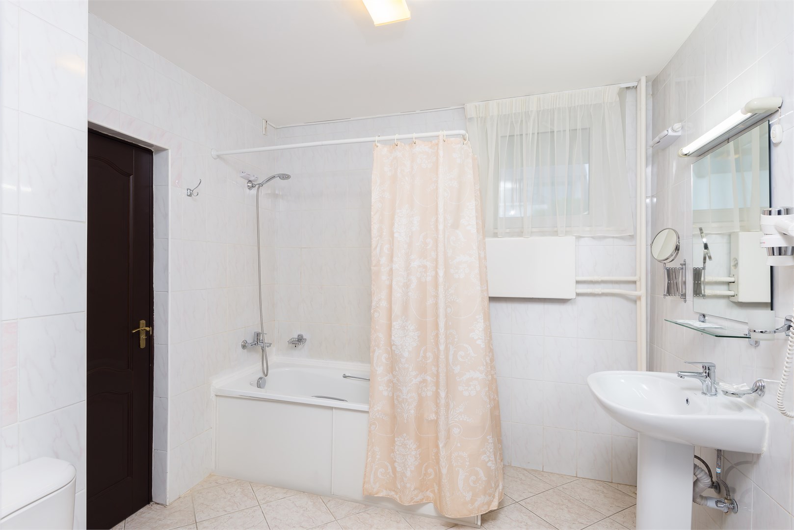 Комфорт 2-комнатный с большой кроватью в РЖДЗ Санаторий Буран