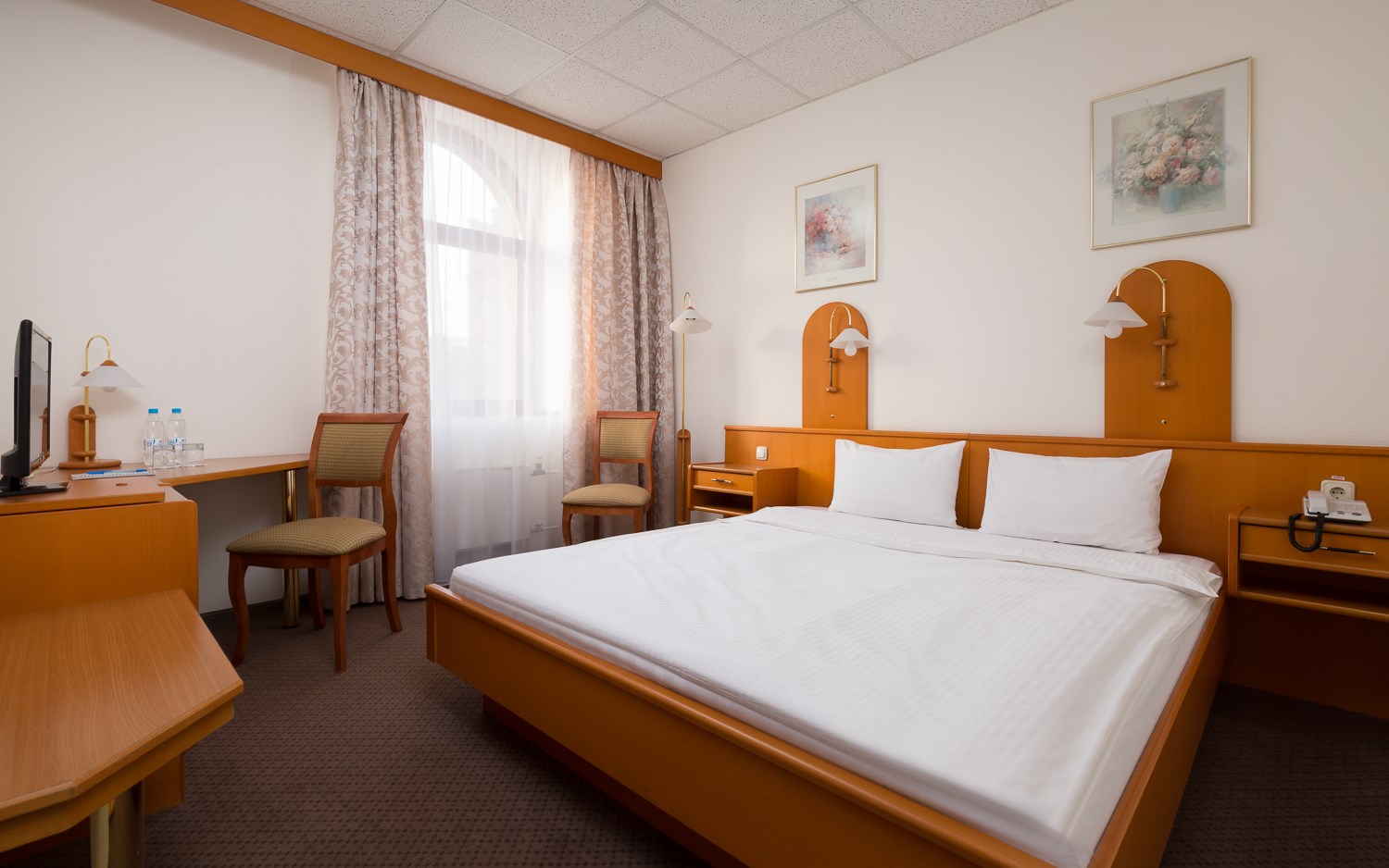 Стандарт с двуспальной кроватью в ТрансОтель