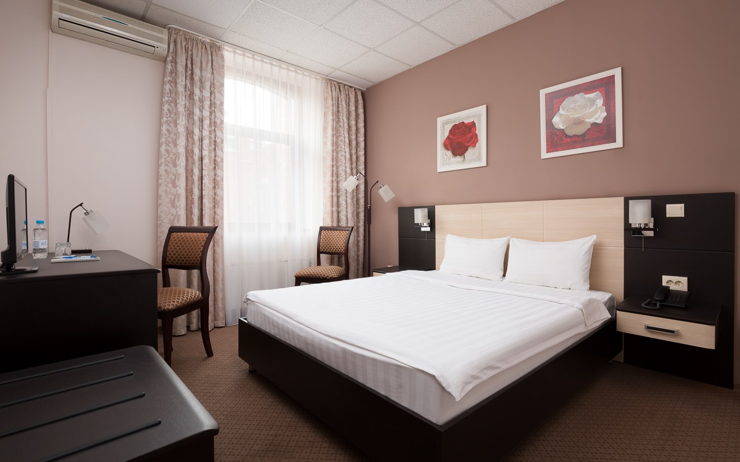 Стандарт с двуспальной кроватью в ТрансОтель